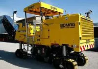 Гусеничный асфальтоукладчик Bomag BM 1000/30