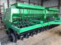 Зерновая сеялка John Deere 1590 (наработка 3000га, состояние идеальное)