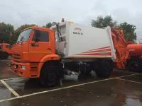 Мусоровоз с задней загрузкой PRESCO 17 на шасси КАМАЗ-53605