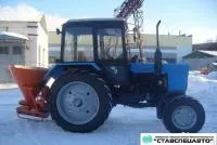 Разбрасыватель антигололедных материалов